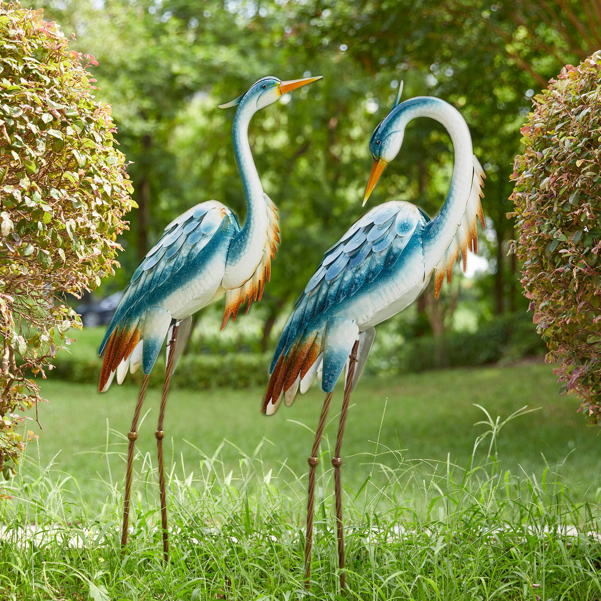 Glitzhome® Metal Standing Crane Garden Statue with Stakes Set